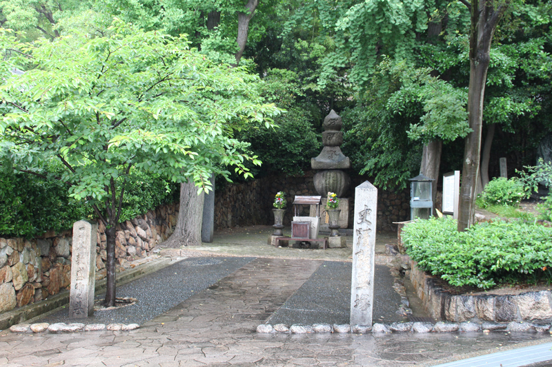敦盛塚